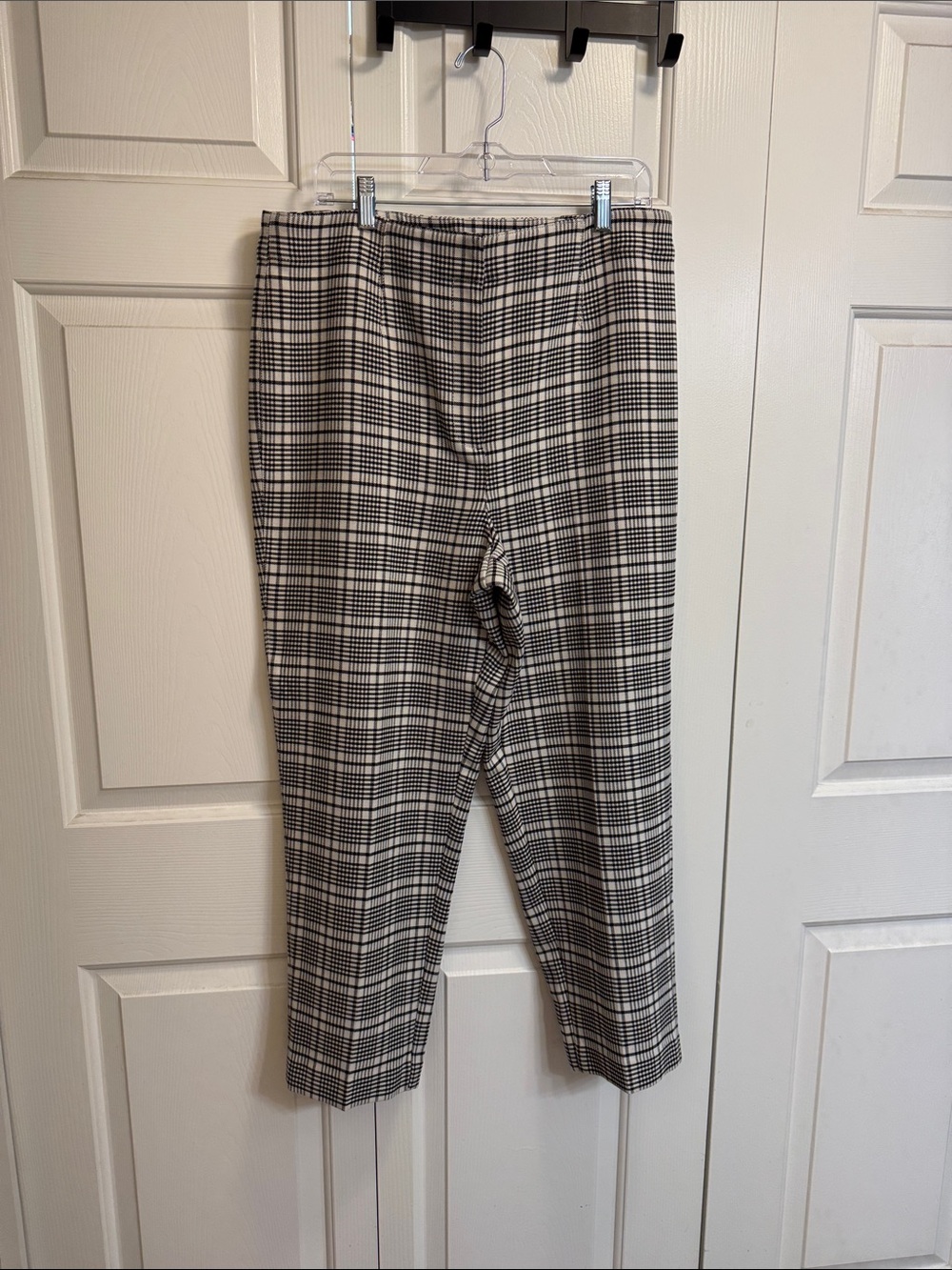 Ann Taylor Black and White Plaid Pants Size 14